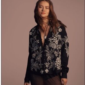 Anthropologie Pilcro Tavi Embrodered Floral Edition Linen/Cotton Button up
